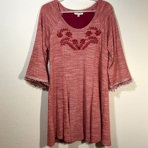 SKIES ARE BLUE Heather Red Boho Embroidered Sleeve Dress with Fringe - Size L